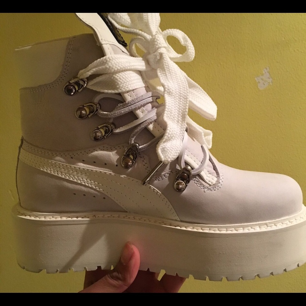 Fenty Puma Grey Sneakerboot